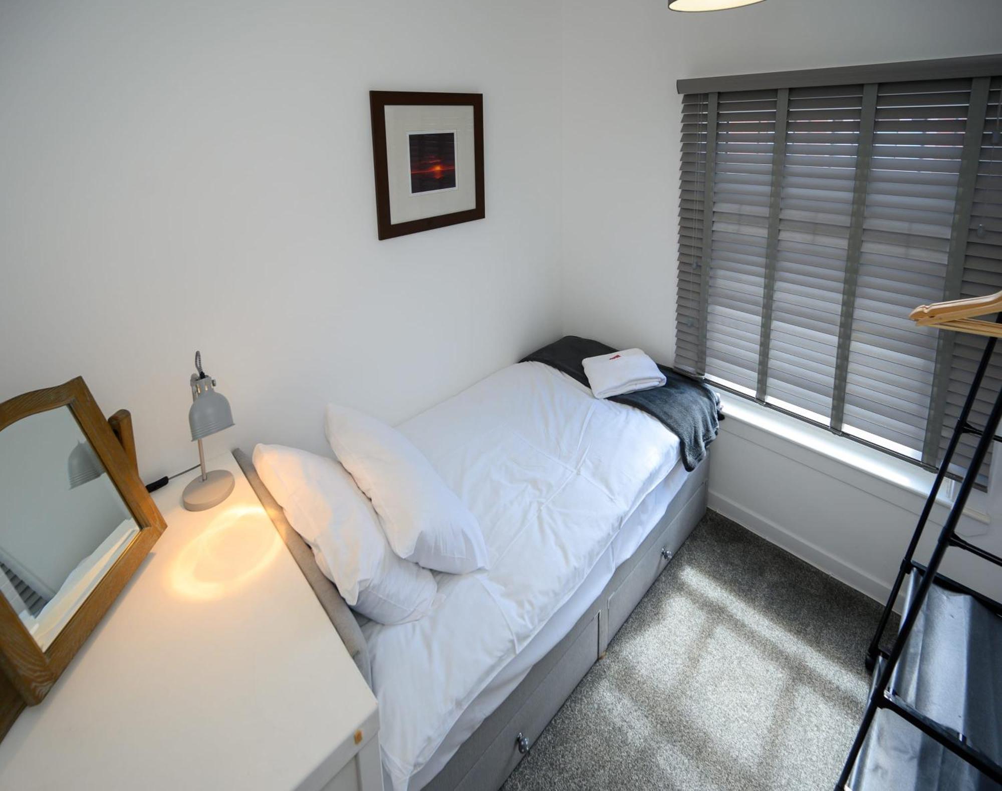 Frodo's Folly By Staystaycations Holiday home